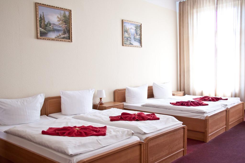 Hotel Ai Koenigshof Berlín Habitación foto